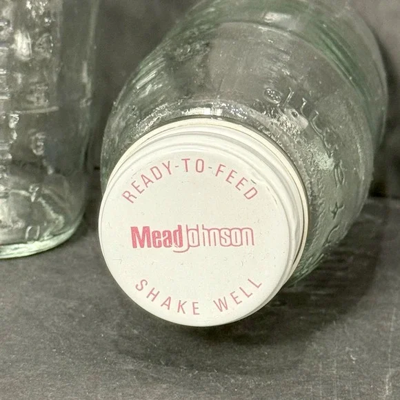 Vintage Glass Baby Bottles ~ Enfamil ~ 8oz~ Set Of 4 ~ Caps Included - Picture 2 of 5